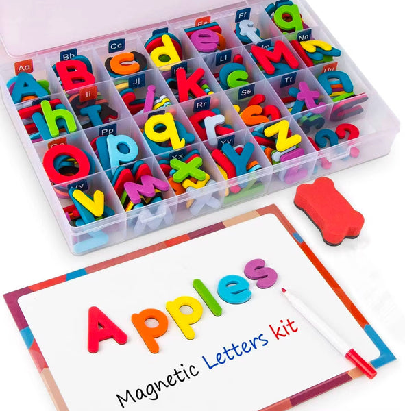 L’ensemble de lettres magnétiques,. tableau & efface.