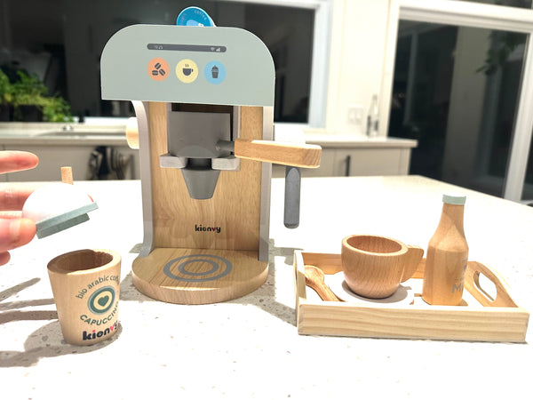 La machine à café « fancy » en bois pastel *boite abîmée jeu en parfait etat*